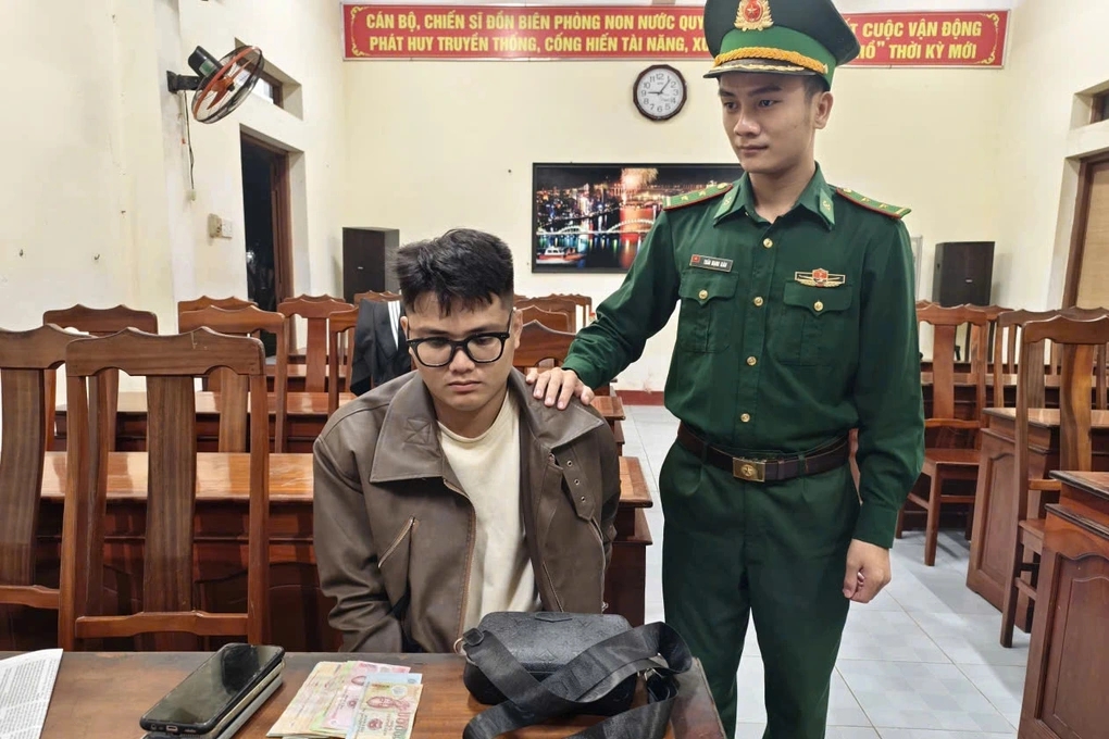 B;ắt Nguyễn Quang Hải