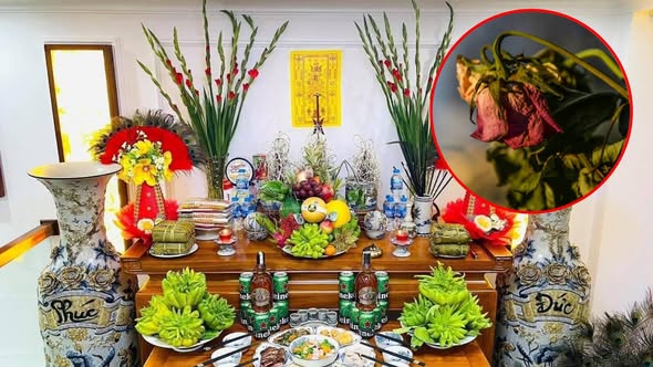 Sau lễ hóa vàng, có 3 vật trên bàn thờ phải hạ xuống ngay, để lâu làm gia chủ khốn khó, mất lộc –