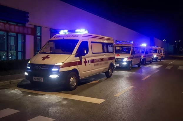 Người đàn ông 65 tuổi qua đời giữa đêm: Bác sĩ cảnh báo 4 loại nước không nên uống trước khi ngủ